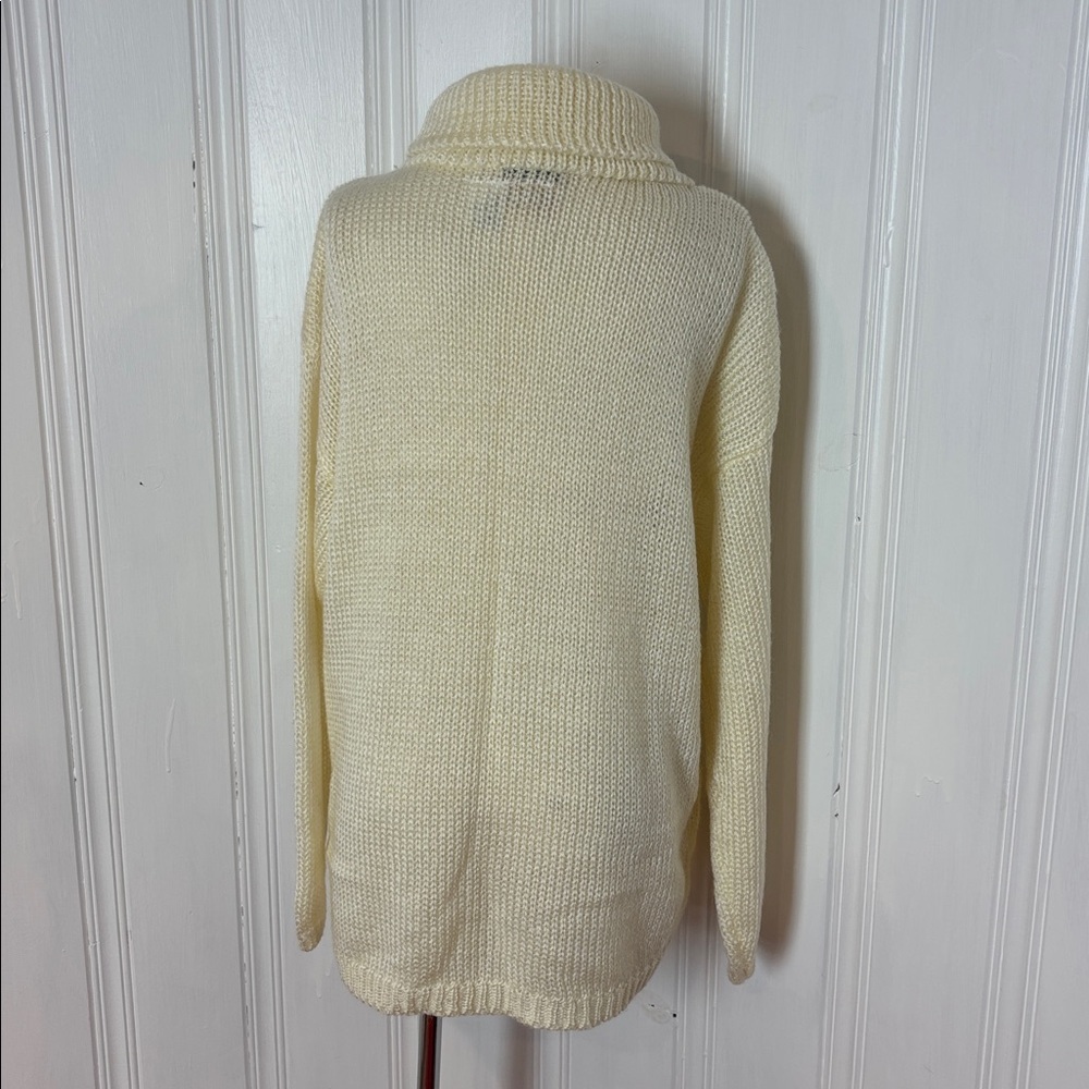 PLUS PREFERRED Vintage Hand Knit Cream Cable Sweater Floral Embroidery 22W - Picture 5 of 8